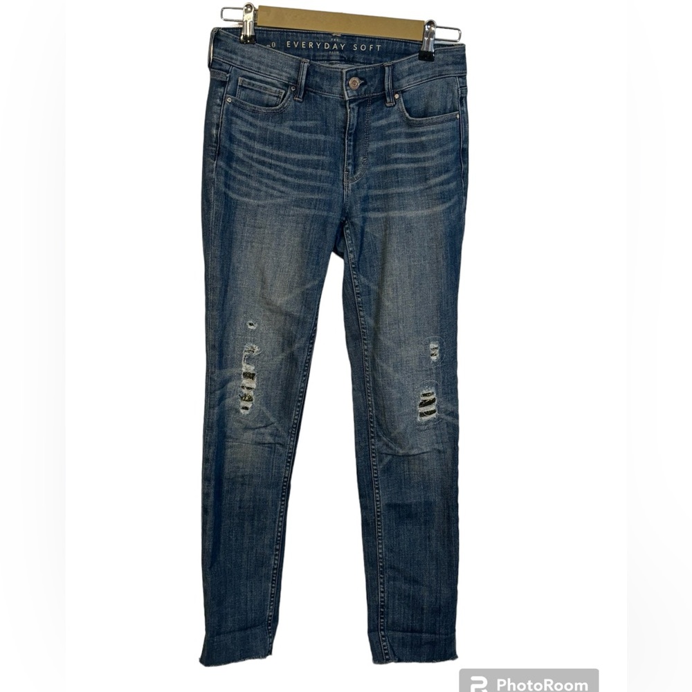 White House Black Market Distressed Jeans